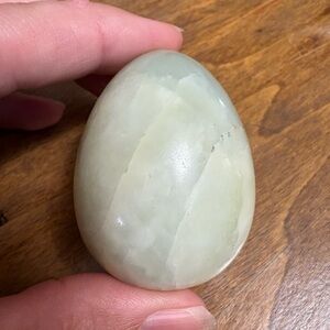 polished Serpentine stone egg